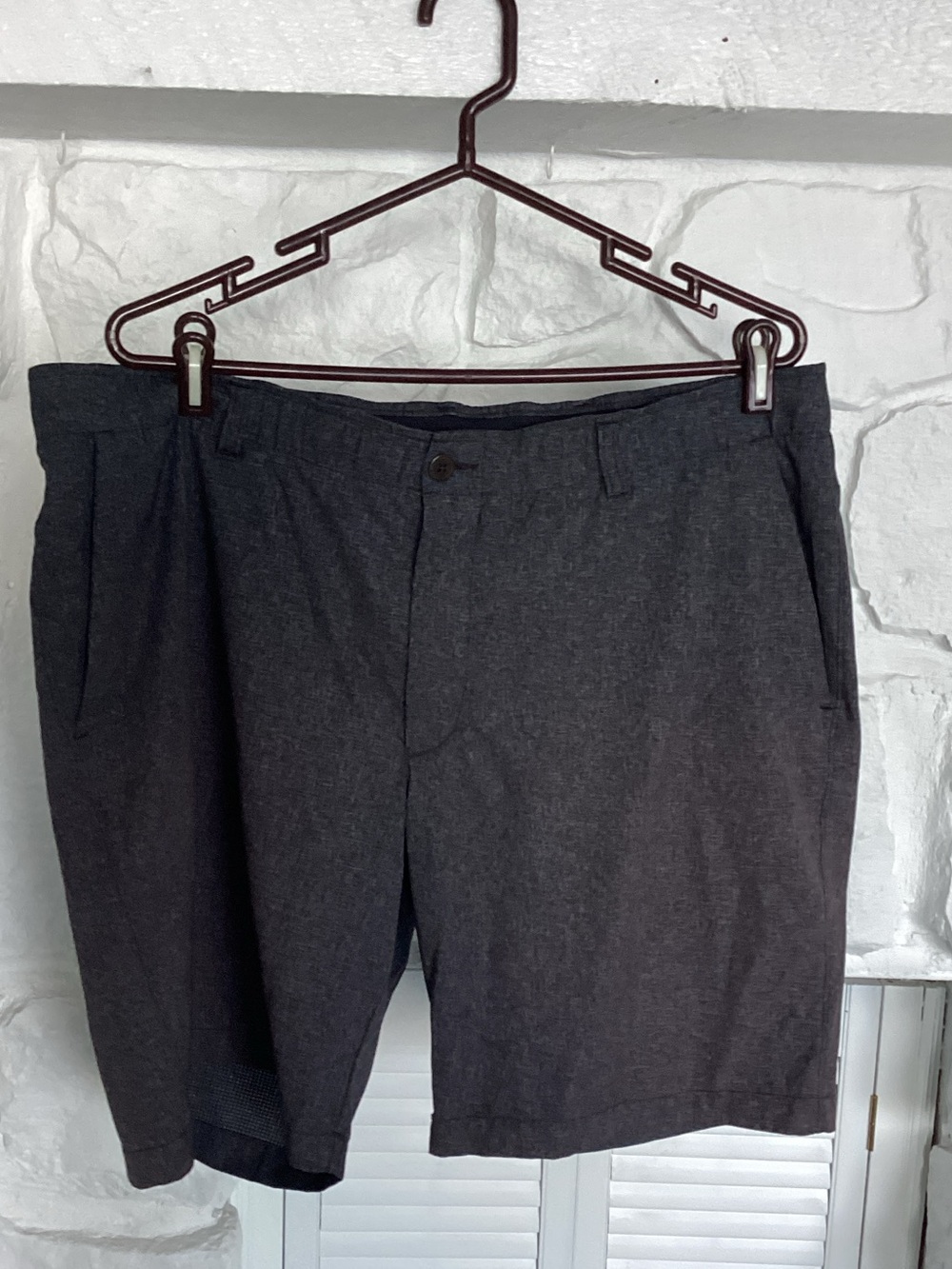 Under Armour Charcoal Grey Performance Shorts Heat Gear Button, zipper front